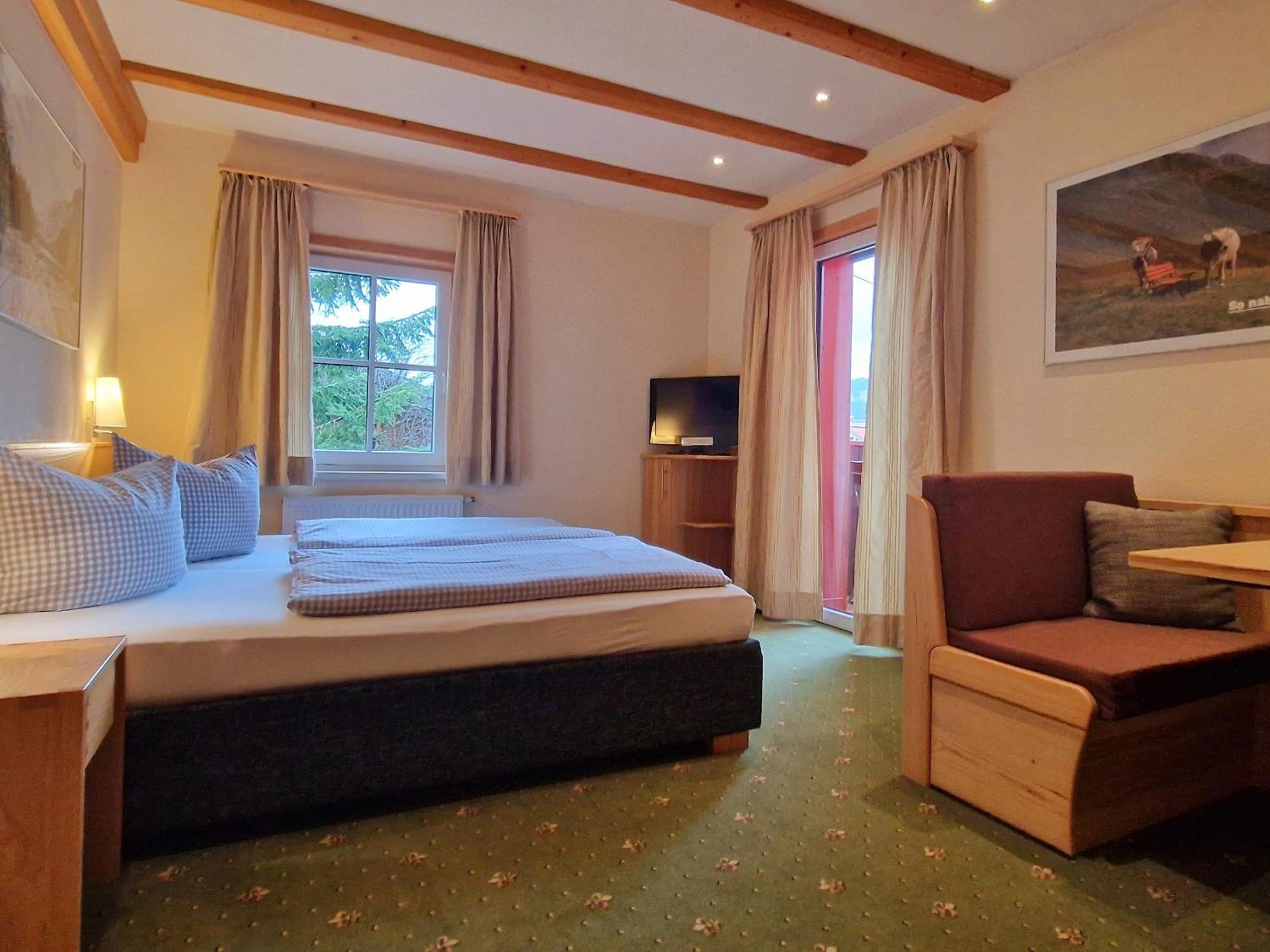 Pension Bergheim ทันน์ไฮม์ ภายนอก รูปภาพ